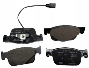 Nowy oryginalny przedni zestaw klocków hamulcowych do Audi A4/S4/A5/S5